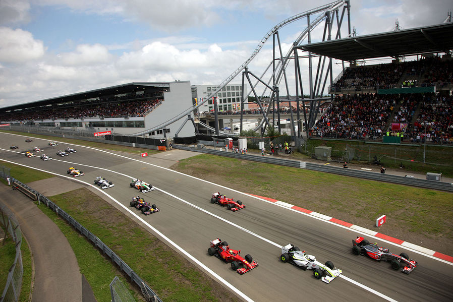 Nurburgring-ul este de vânzare - 120 milioane de euro pentru tot complexul - Poza 7