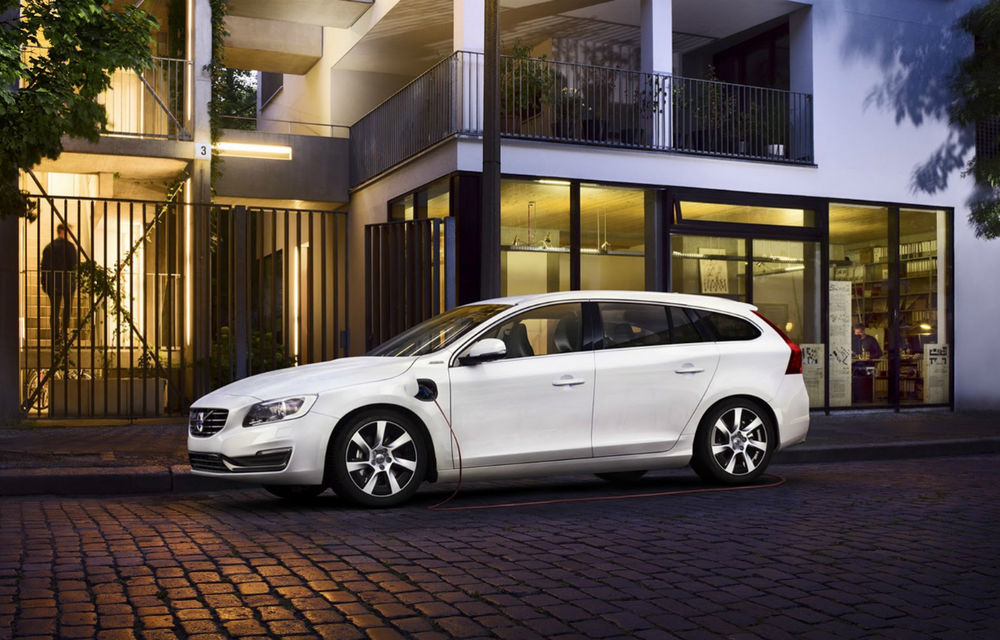 Volvo creşte cu 90% producţia lui V60 Plug-in Hybrid - Poza 1