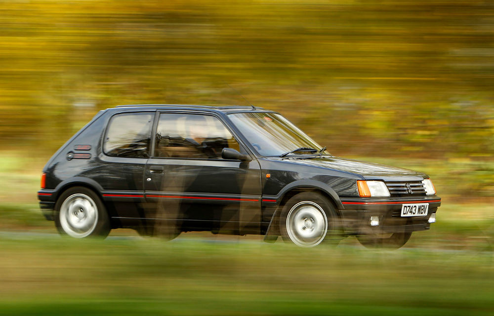 POVEŞTI AUTO: 30 de ani de la lansarea lui Peugeot 205 - Poza 16