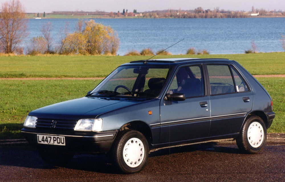 POVEŞTI AUTO: 30 de ani de la lansarea lui Peugeot 205 - Poza 10