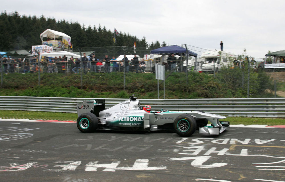 GALERIE FOTO: Schumacher, tur demonstrativ pe Nurburgring - Poza 2