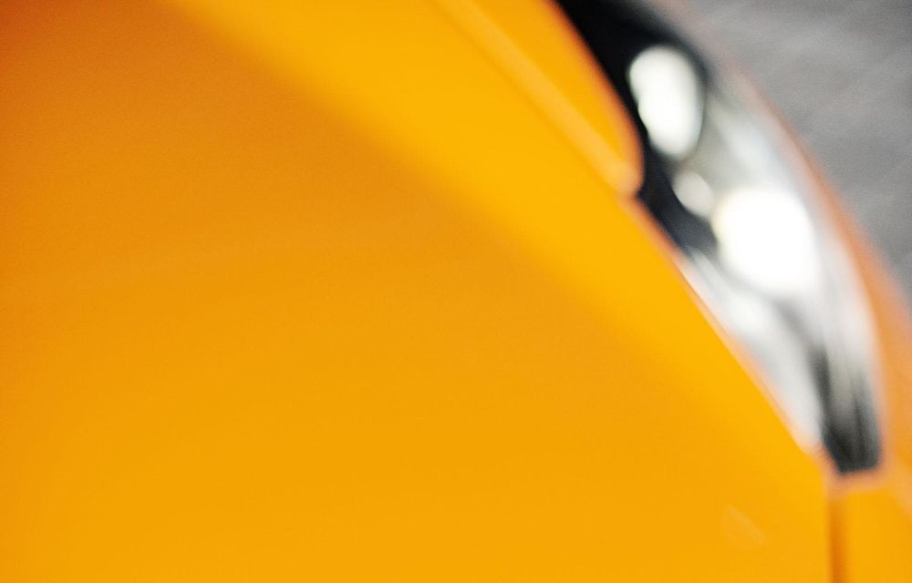 McLaren sărbătoreşte 50 de ani de existenţă cu o ediţie specială MP4-12C - Poza 2