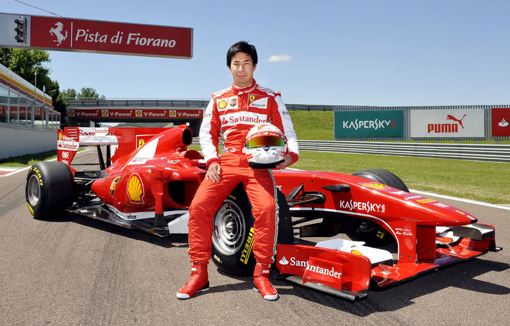 Kobayashi a testat pentru prima oară un monopost Ferrari - Poza 1