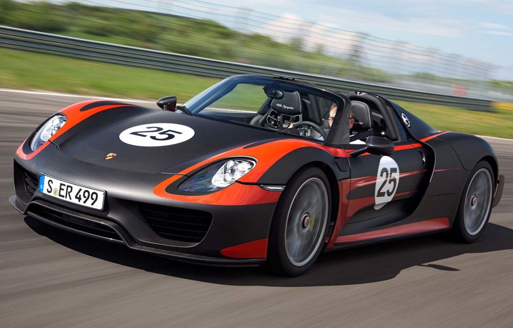 Noi detalii despre Porsche 918 Spyder: preţ de plecare 650.000 de euro, 2.8 secunde pentru 0-100 km/h - Poza 1