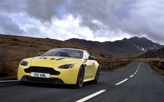 Aston Martin V12 Vantage S - vârful gamei britanice atinge 330 km/h