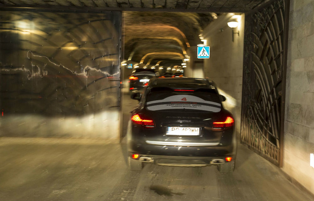Aventuri în Europa de Est: 1500 de kilometri cu un Cayenne Diesel S în Porsche Performance Drive 2013 - Poza 15