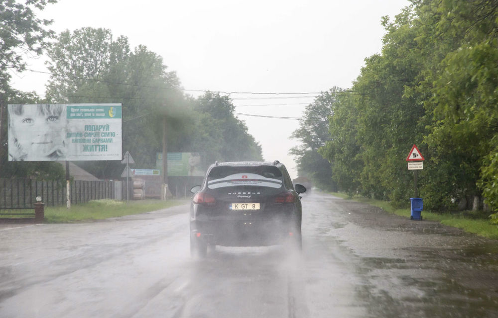 Aventuri în Europa de Est: 1500 de kilometri cu un Cayenne Diesel S în Porsche Performance Drive 2013 - Poza 26