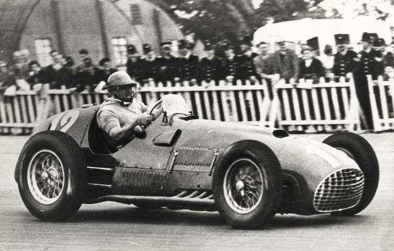 Gonzalez, pilotul care a obţinut prima victorie în F1 pentru Ferrari, a murit la 90 de ani - Poza 1