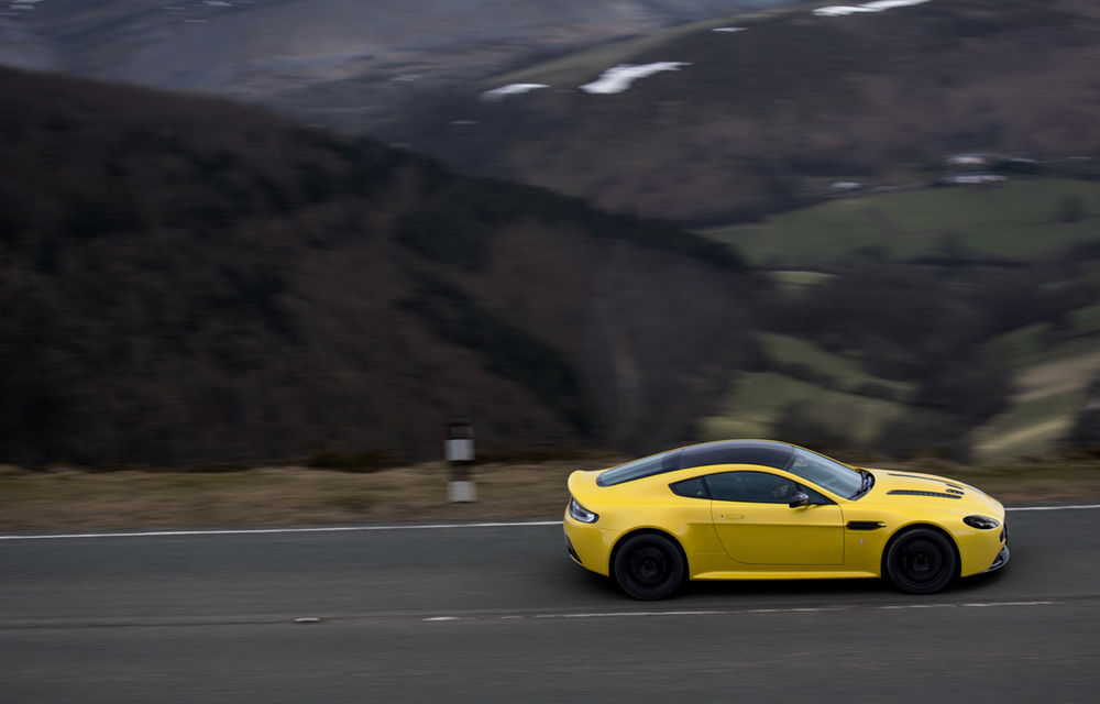 OFICIAL: Aston Martin V12 Vantage S devine cel mai rapid Vantage din istorie - Poza 8