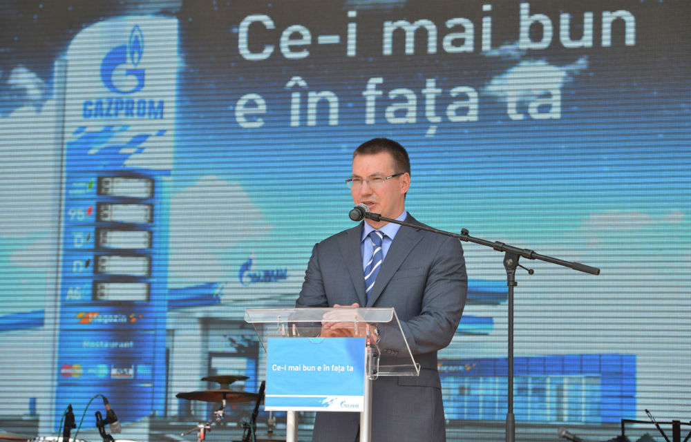 Gazprom a inaugurat oficial lanţul său de staţii de alimentare din România - Poza 1
