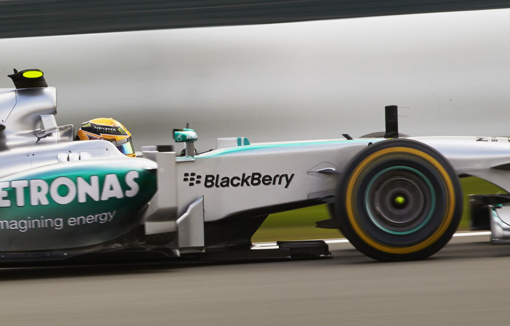 Mercedes vrea să testeze la Silverstone din motive de siguranţă - Poza 1