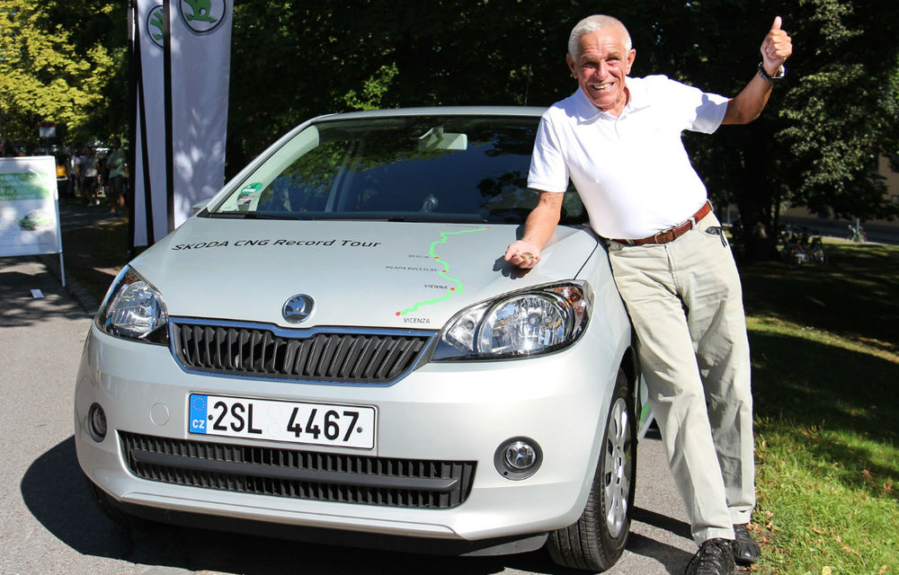 Gerhard Plattner obţine un nou record: 2.619 km cu carburant de 100 euro - Poza 2