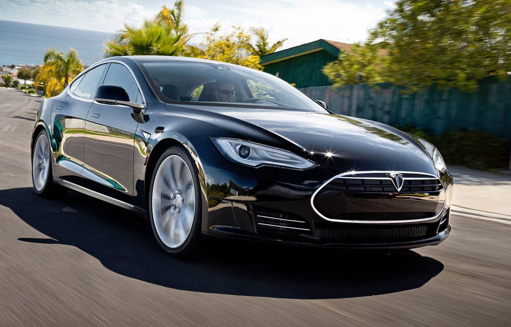 Victorie pentru Tesla: Cinci stele de siguranţă la primul crash test al mărcii - Poza 1