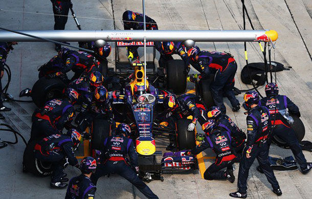Red Bull, echipa cu cele mai bune opriri la boxe în 2013 - Poza 1
