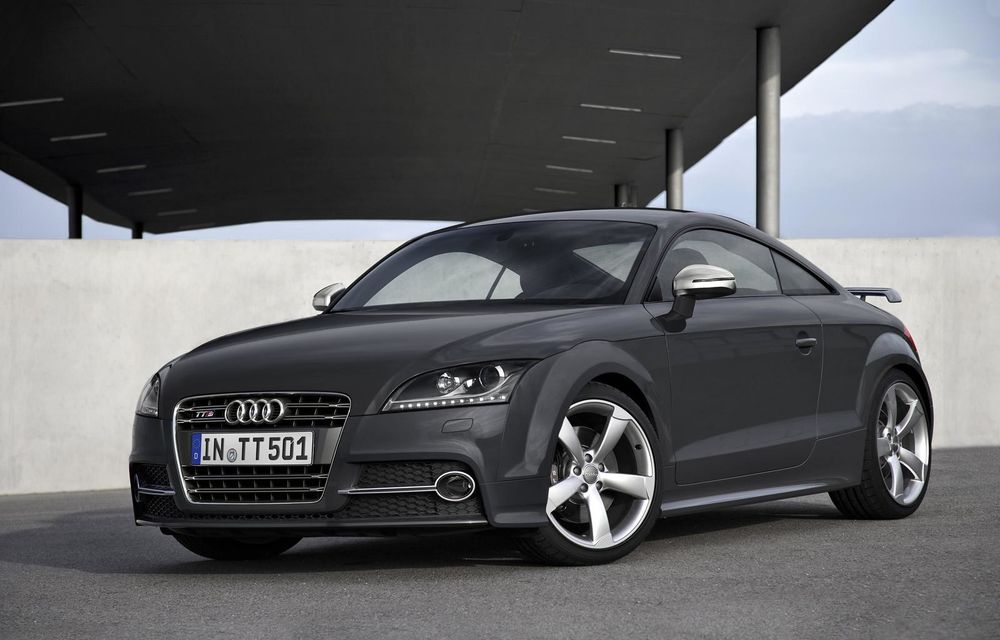 Audi TTS Competition, ediţie specială a sportivei germane - Poza 10