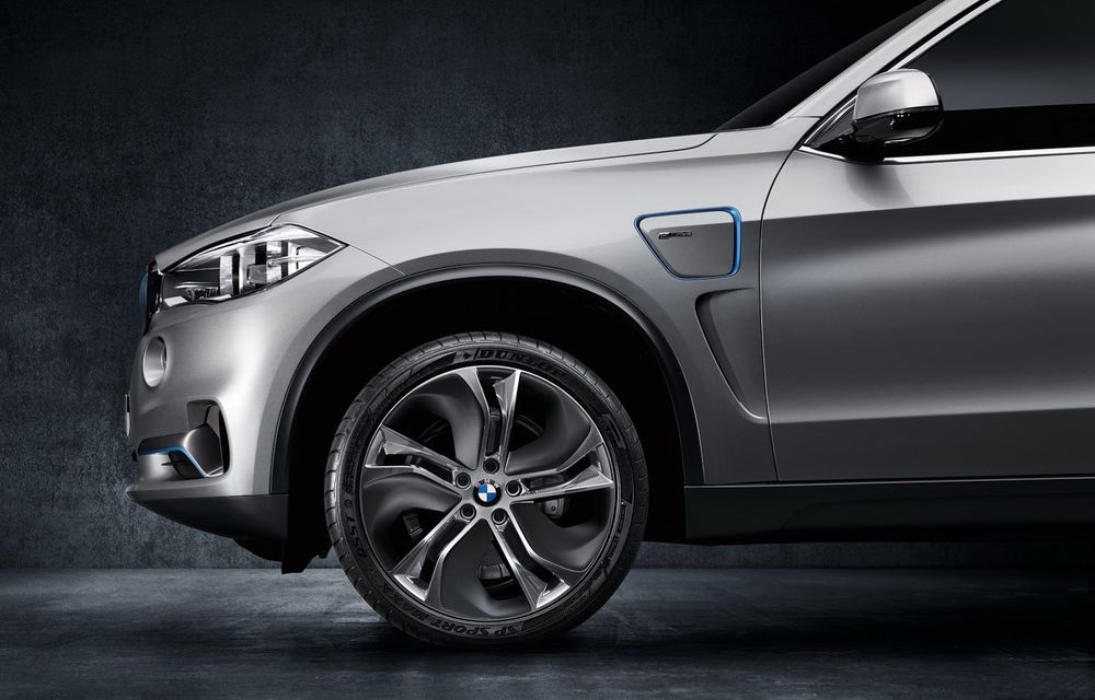 BMW Concept5 eDrive, versiunea hibridă plug-in a lui X5, anunţă un consum mixt de 3.8 litri la sută - Poza 6