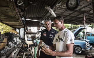 VIDEO: Coulthard a vizitat Cuba pentru a participa la un raliu cu maşini clasice