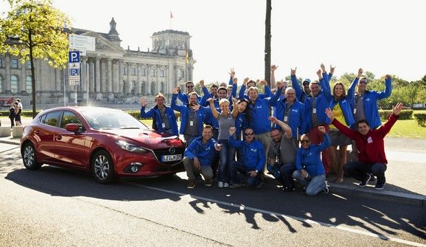 Mazda3 a ajuns la Salonul de la Frankfurt după o aventură de 16.000 de kilometri - Poza 9