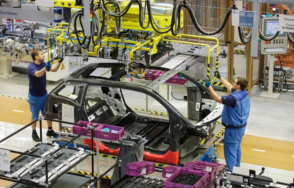 BMW i3 a intrat oficial în producţie la uzina din Leipzig - Poza 2