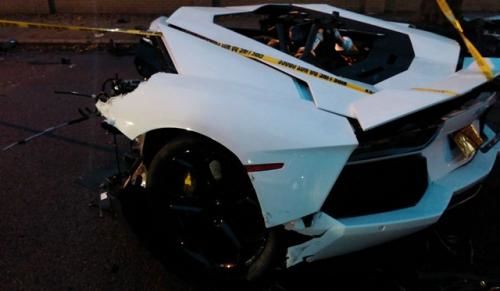 VIDEO: Lamborghini Aventador, secţionat în urma unui accident spectaculos - Poza 3