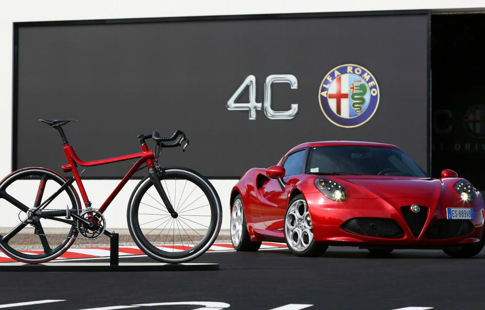Alfa Romeo lansează o bicicletă ultra-uşoară, inspirată de 4C - Poza 4