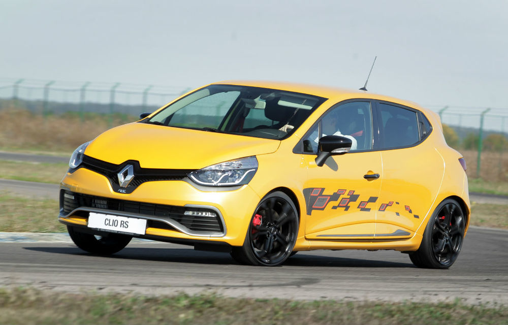 Renault Sport Experience: senzații tari pe circuit cu sportivele Renault - Poza 31