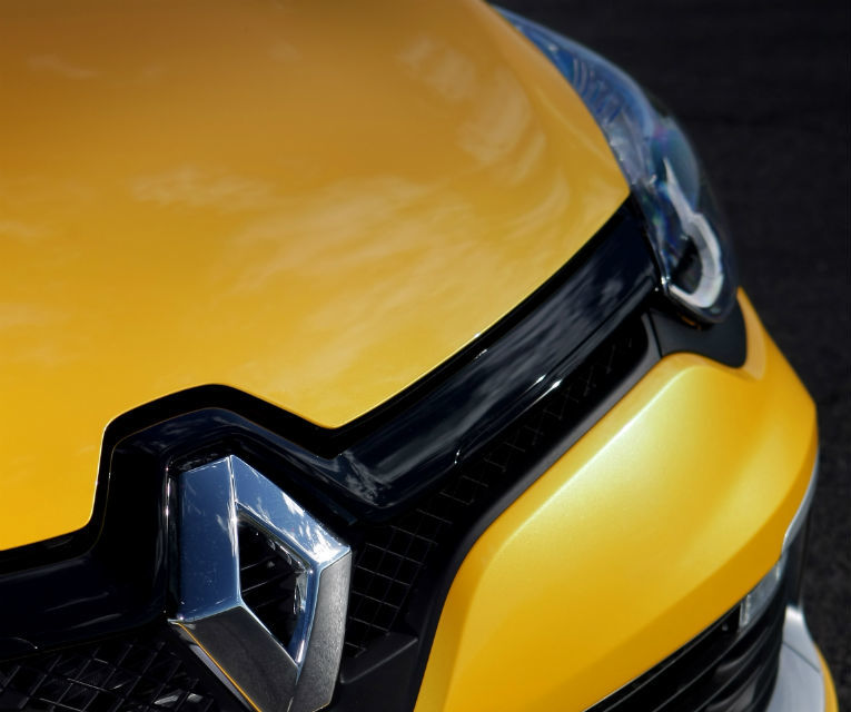 Renault Sport Experience: senzații tari pe circuit cu sportivele Renault - Poza 3