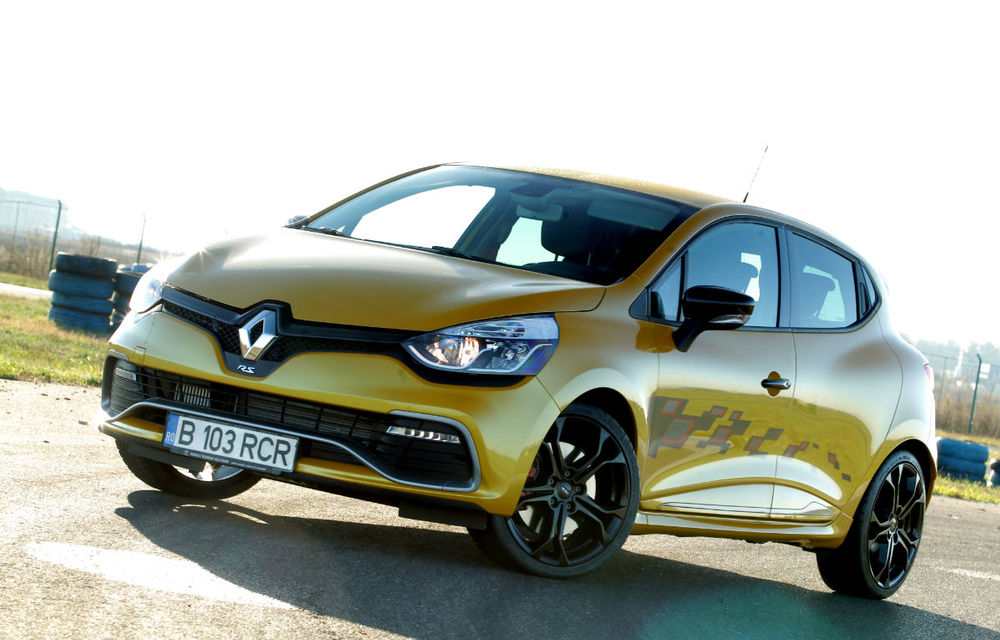 Renault Sport Experience: senzații tari pe circuit cu sportivele Renault - Poza 17