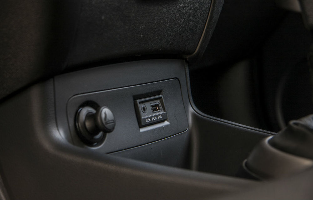 Hyundai vrea să înlocuiască brichetele de pe modelele sale cu suporturi USB - Poza 1