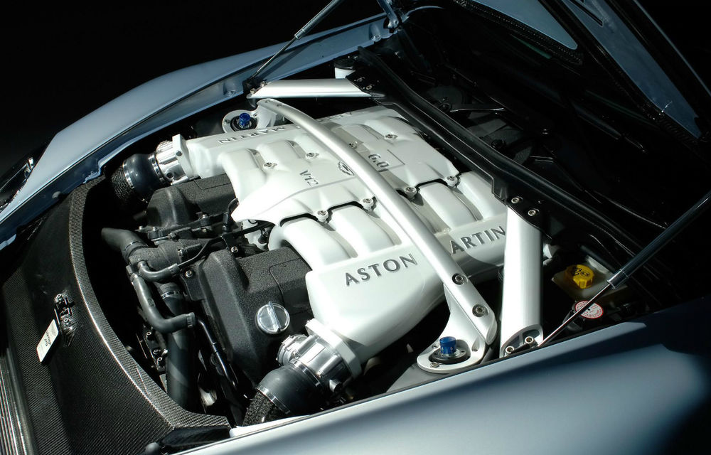 Aston Martin nu renunţă la motoarele V12 şi refuză hibrizii - Poza 1