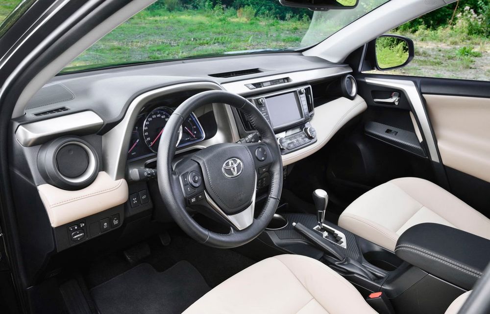 Toyota RAV4 primeşte o nouă versiune şi o echipare îmbunătăţită - Poza 38