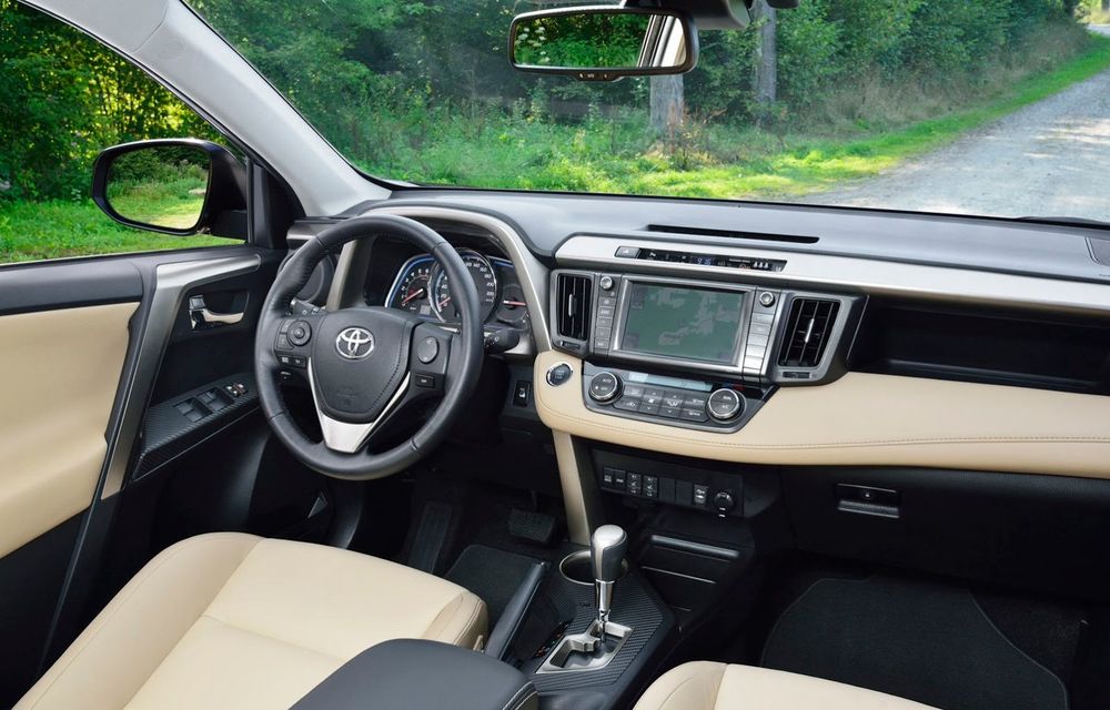 Toyota RAV4 primeşte o nouă versiune şi o echipare îmbunătăţită - Poza 37