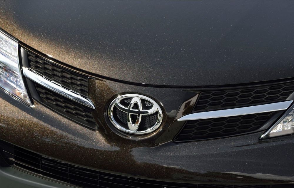 Toyota RAV4 primeşte o nouă versiune şi o echipare îmbunătăţită - Poza 17