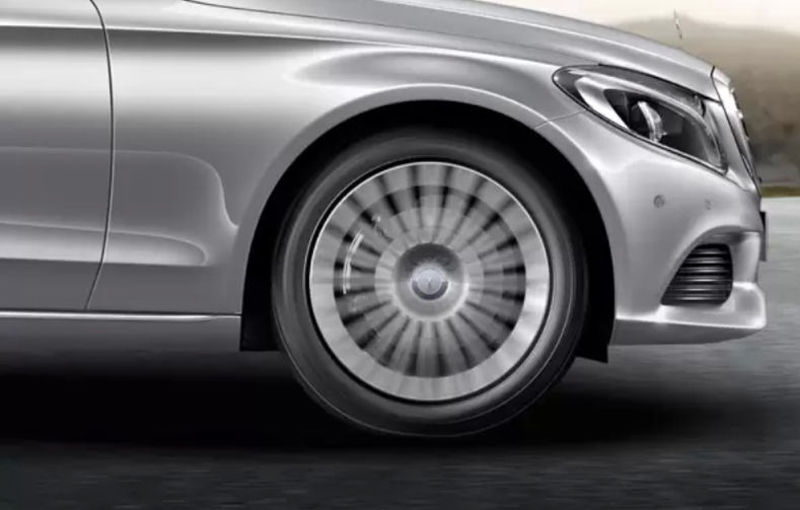 Noul Mercedes-Benz C-Klasse: primele imagini au fost publicate pe internet de un site spaniol - Poza 1