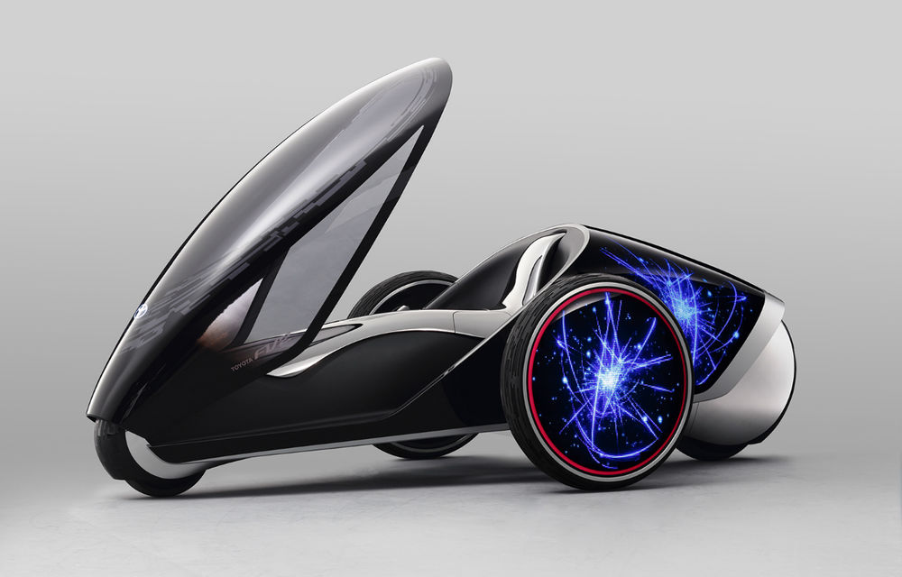 Toyota FV2 Concept, vehiculul care prevesteşte viitorul mărcii - Poza 1