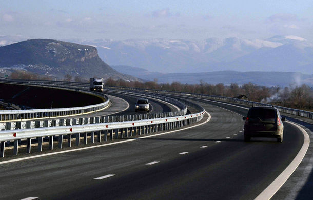 Promisiunile autorităţilor: investiţii în nouă autostrăzi în 2014 - Poza 1