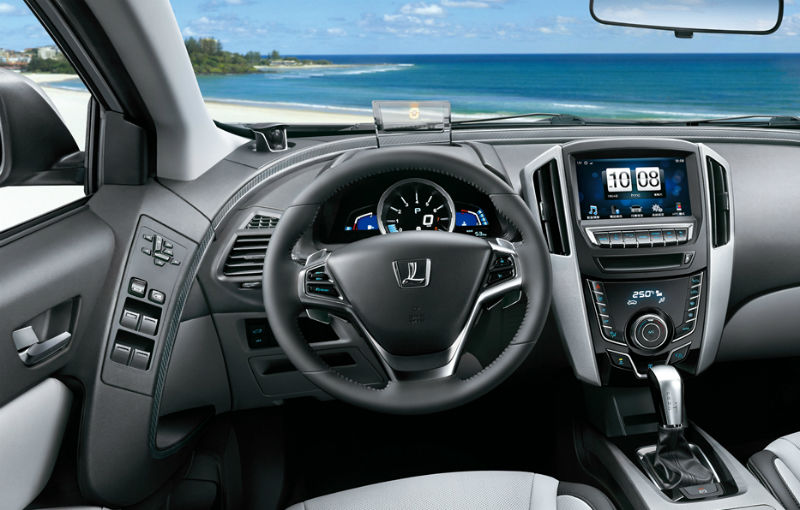 Luxgen U6 Turbo, SUV-ul taiwanez cu touchscreen şi sisteme de siguranţă avansate - Poza 3