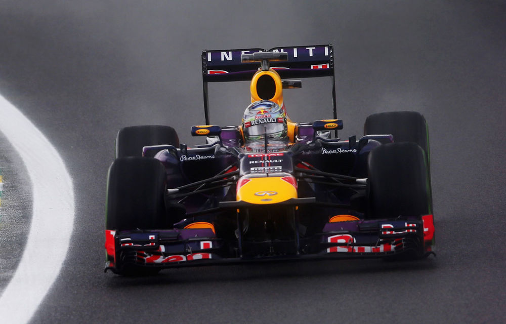 Vettel a câştigat la Interlagos cursa care pune punct erei motoarelor V8 de 2.4 litri în Formula 1 - Poza 1