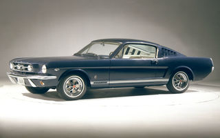 POVEŞTI AUTO: Ford Mustang - 50 de ani de legendă