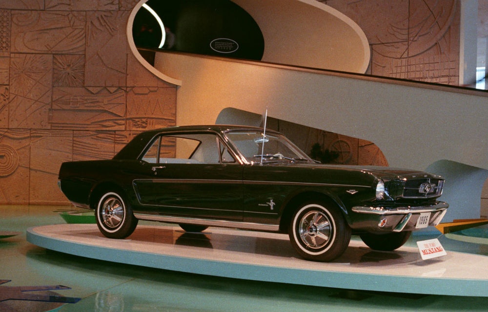 POVEŞTI AUTO: Ford Mustang - 50 de ani de legendă - Poza 37