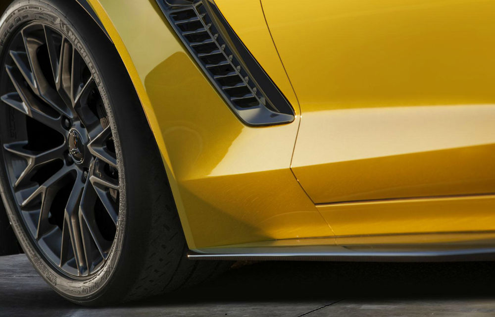Corvette Z06: primul teaser al sportivei americane înainte de debutul de la Detroit - Poza 1