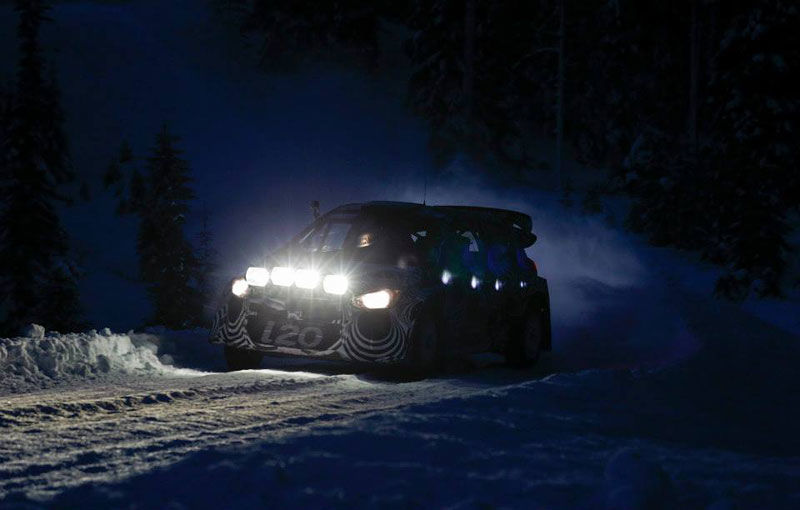 Hyundai a testat i20 WRC pe zăpezile din Suedia - Poza 1