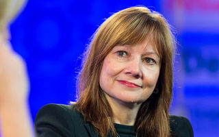 General Motors îşi schimbă directorul: Mary Barra devine din ianuarie prima femeie care conduce o mare companie auto