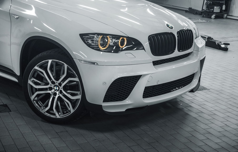 Vizită la „estetician”: de la BMW X6 standard la BMW X6 M Performance - Poza 17