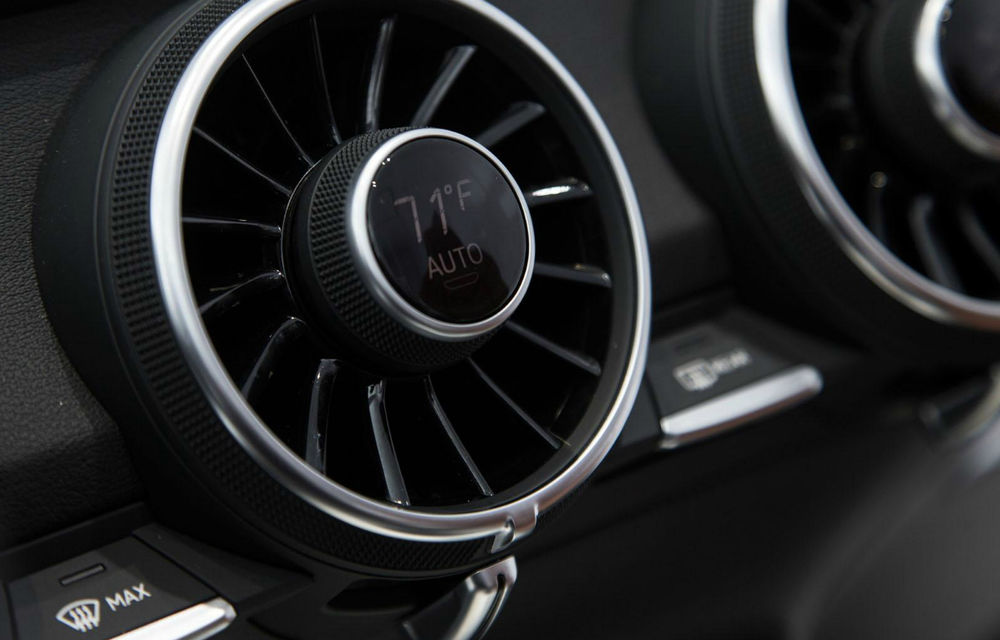 Audi TT îşi dezvăluie parţial interiorul la CES 2014, primul eveniment al anului din lumea IT - Poza 7