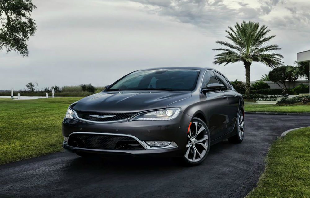 Chrysler 200 a primit astăzi o nouă generaţie - Poza 1