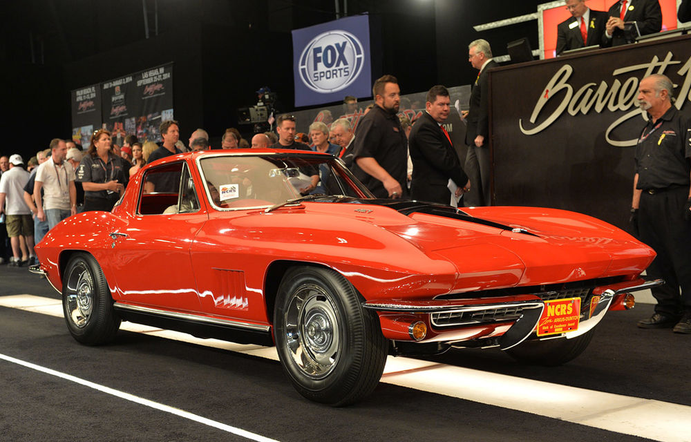 Un Chevrolet Corvette L88 din 1967 a fost vândut la licitație pentru 3.85 milioane dolari - Poza 1