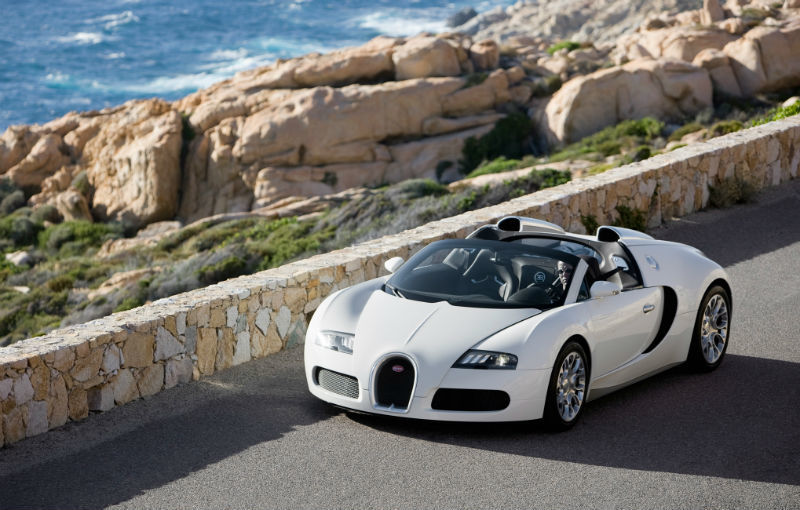 Bugatti se chinuie să vândă ultimele exemplare Veyron rămase pe stoc - Poza 1