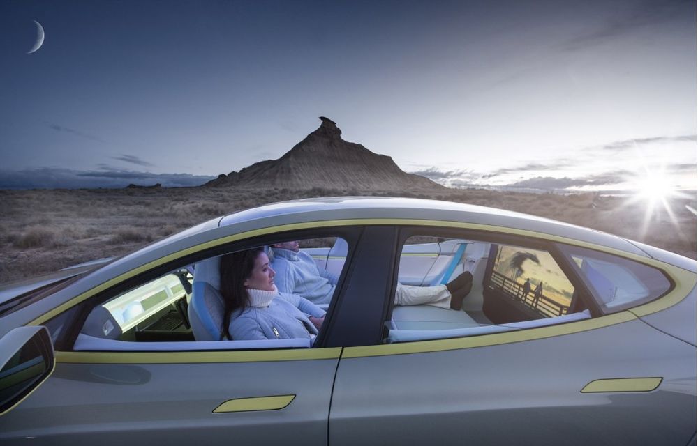 Rinspeed XchangE, un nou concept al elveţienilor, prezintă potenţialul maxim al lui Tesla Model S - Poza 6
