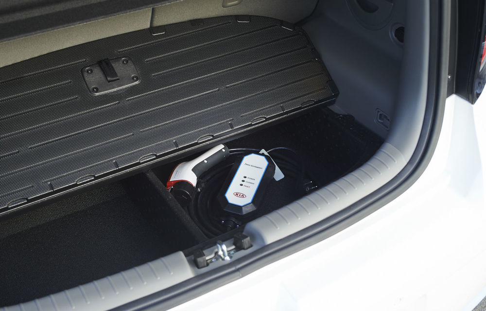 Kia Soul EV: prima electrică de serie a mărcii are 7 ani garanţie şi 200 km autonomie - Poza 21